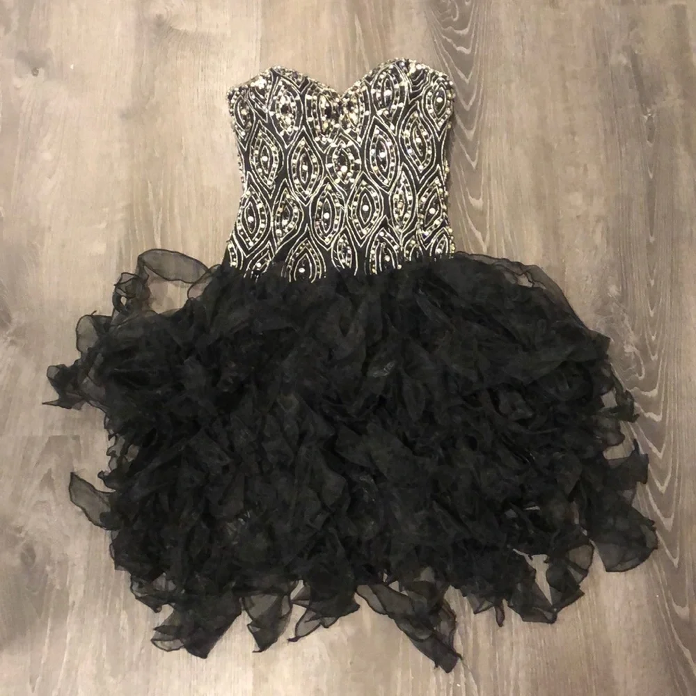 Jovani Black Strapless Beaded Bodice Ruffled Black Skirt Prom Dress - Picture 1 of 4